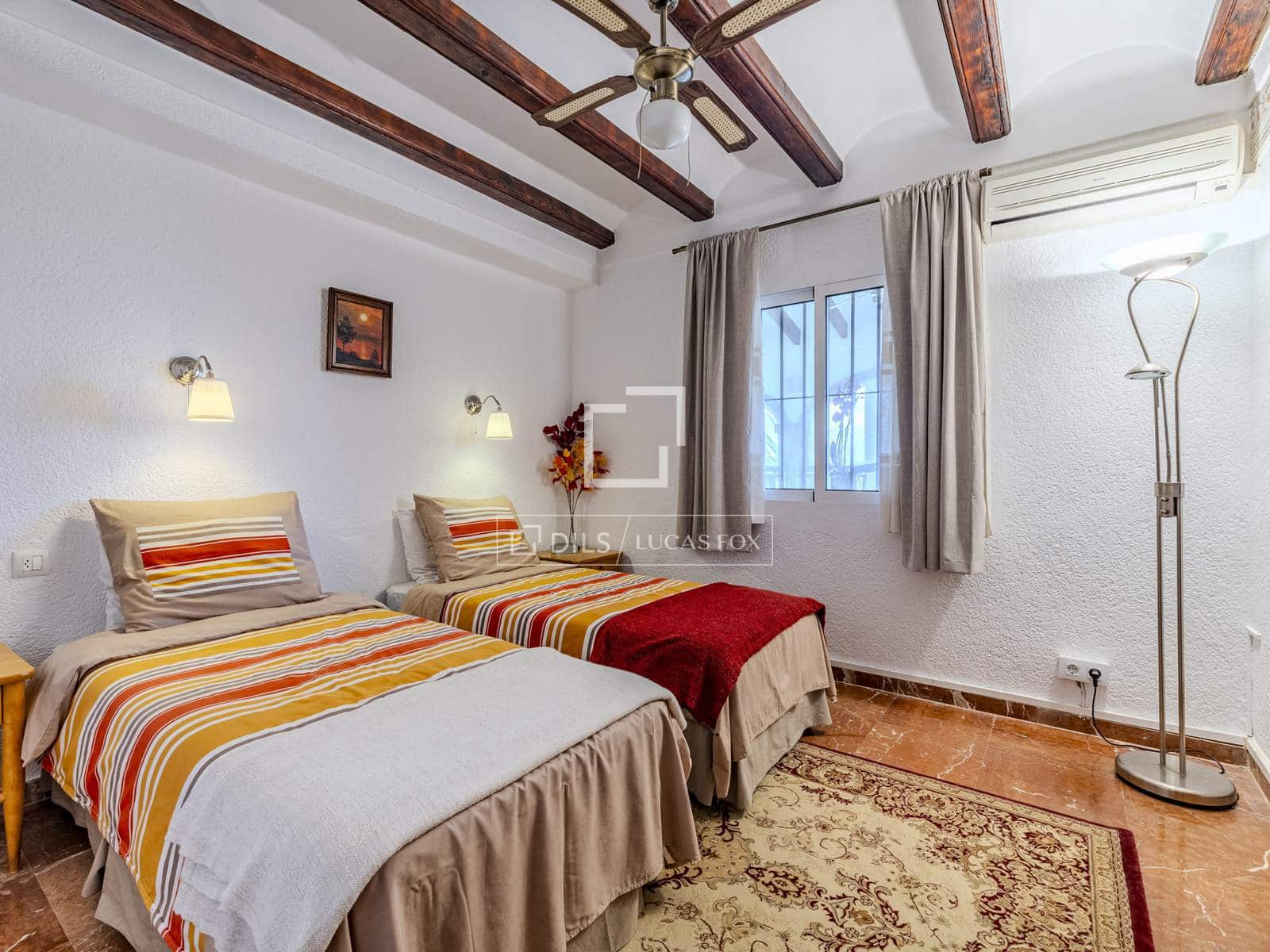 6 quarto Moradia para venda em Javea / Xabia com piscina garagem - 995 000 € (Ref: 9650259)