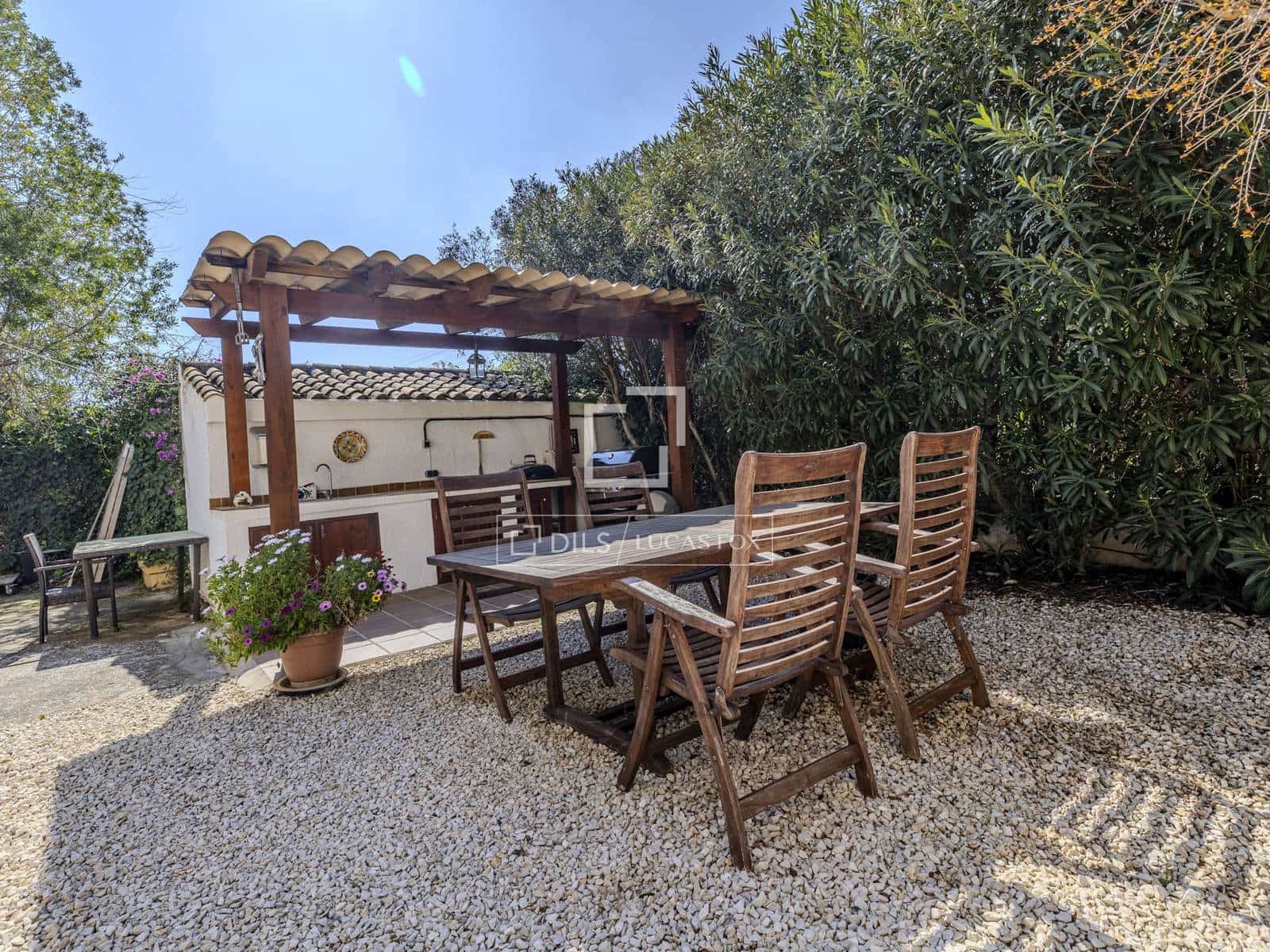 6 quarto Moradia para venda em Javea / Xabia com piscina garagem - 995 000 € (Ref: 9650259)