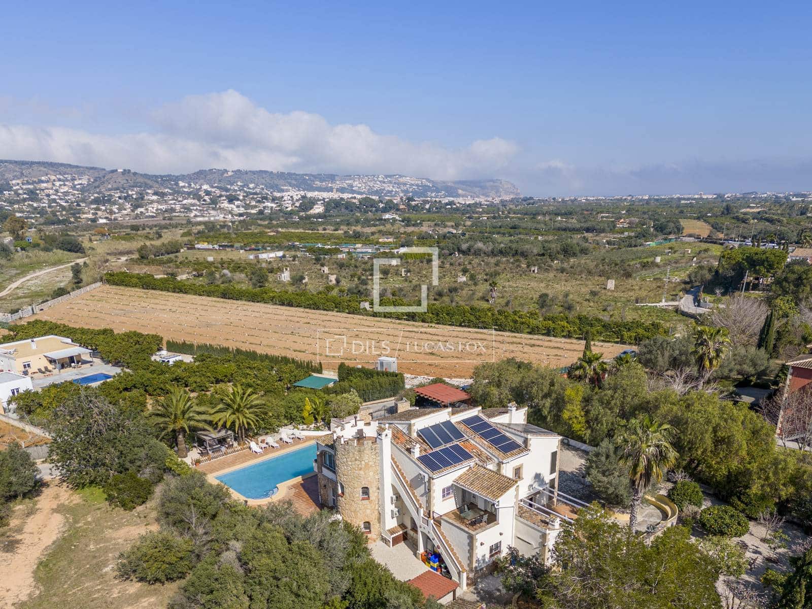 6 quarto Moradia para venda em Javea / Xabia com piscina garagem - 995 000 € (Ref: 9650259)