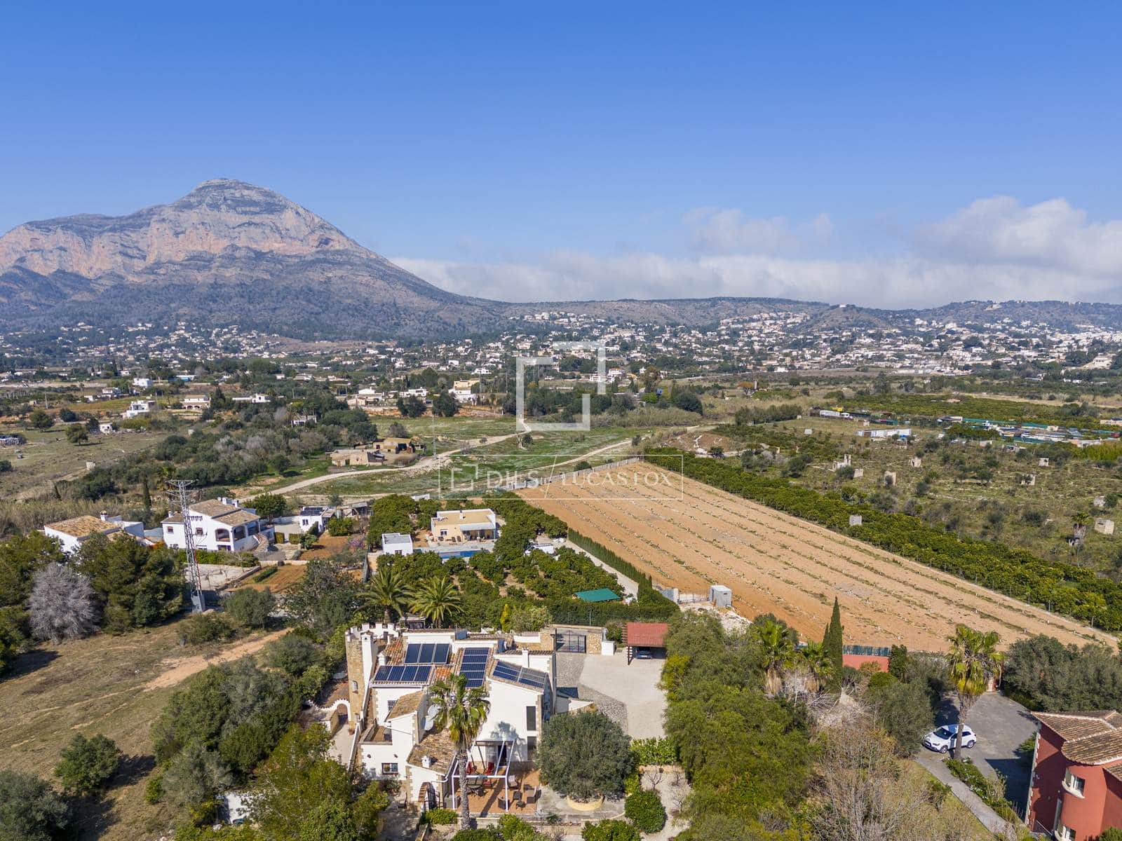 6 quarto Moradia para venda em Javea / Xabia com piscina garagem - 995 000 € (Ref: 9650259)