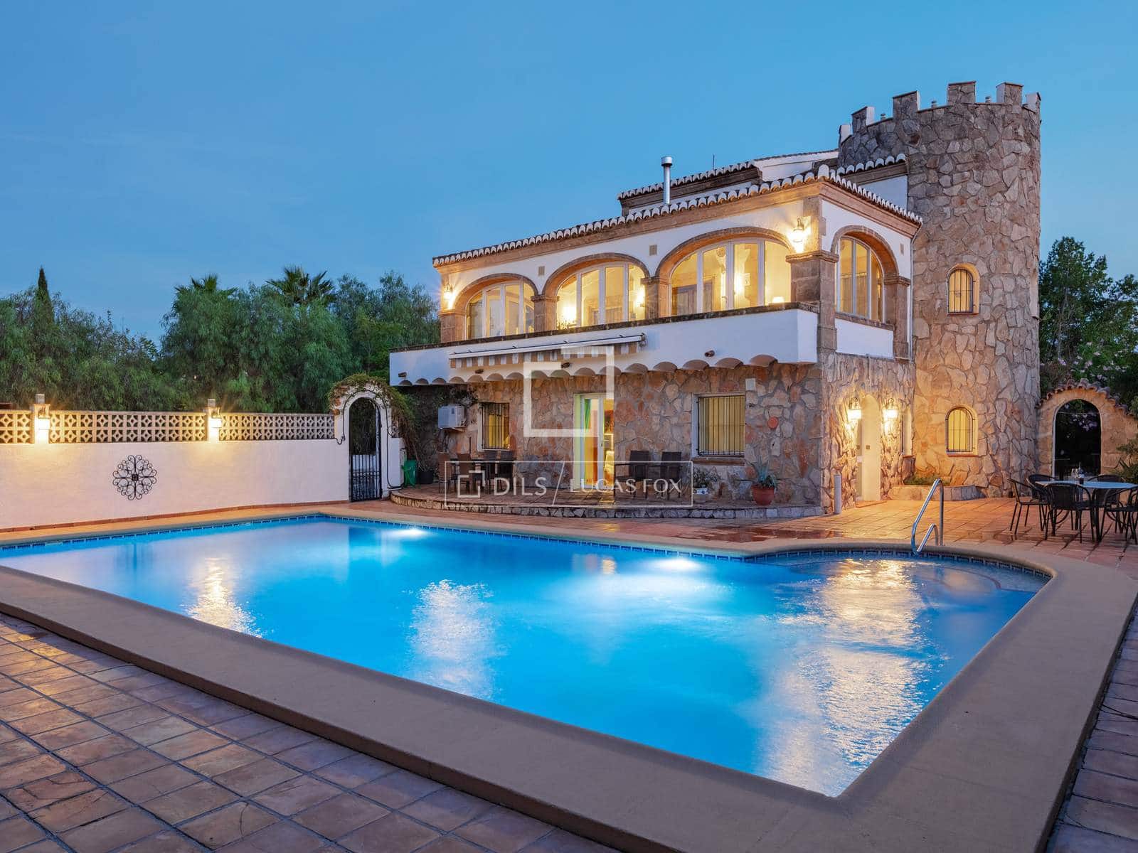 6 sypialnia Willa na sprzedaż w Javea / Xabia z basenem garażem - 965 000 € (Ref: 9650259)