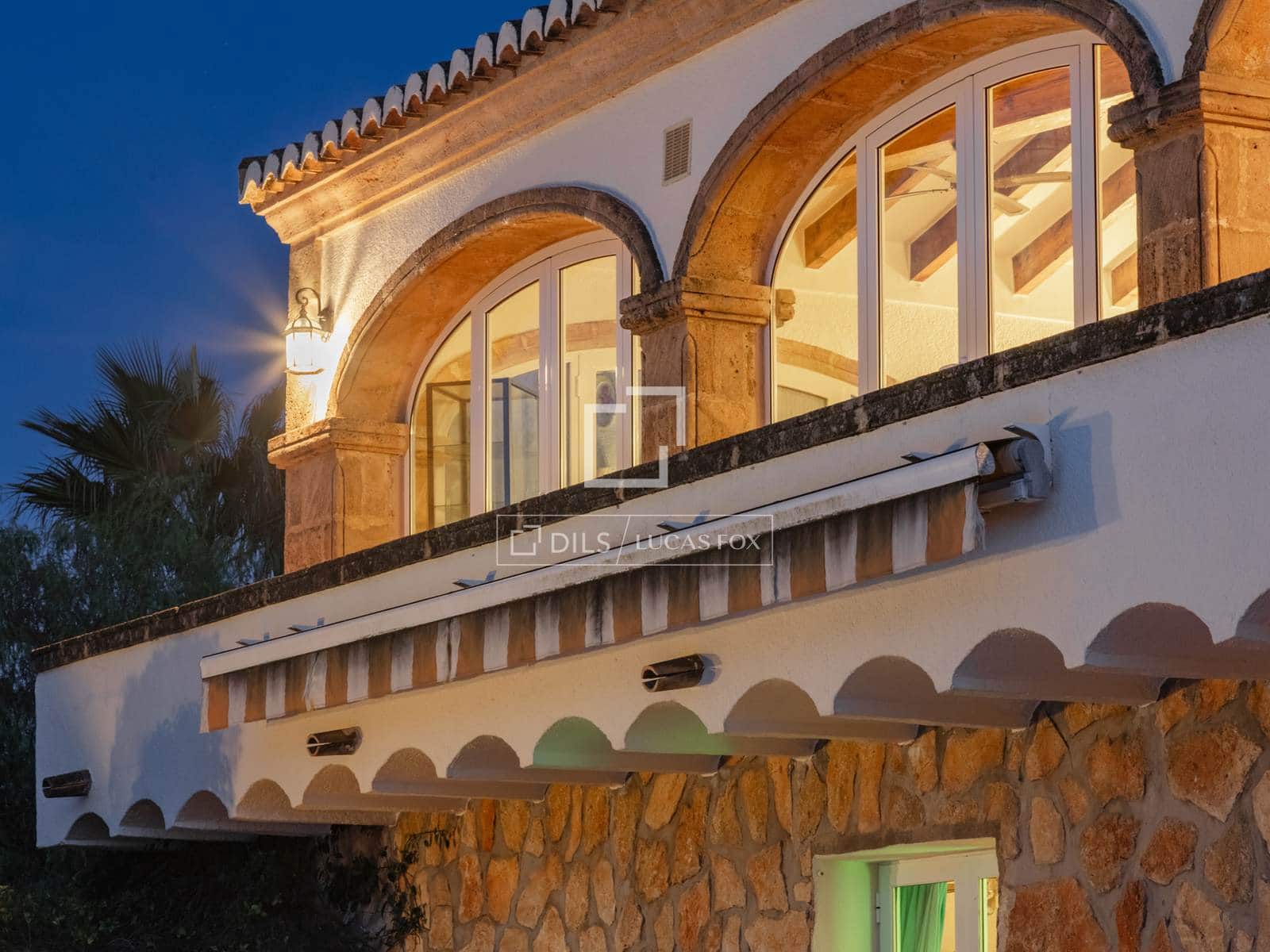 6 sypialnia Willa na sprzedaż w Javea / Xabia z basenem garażem - 965 000 € (Ref: 9650259)
