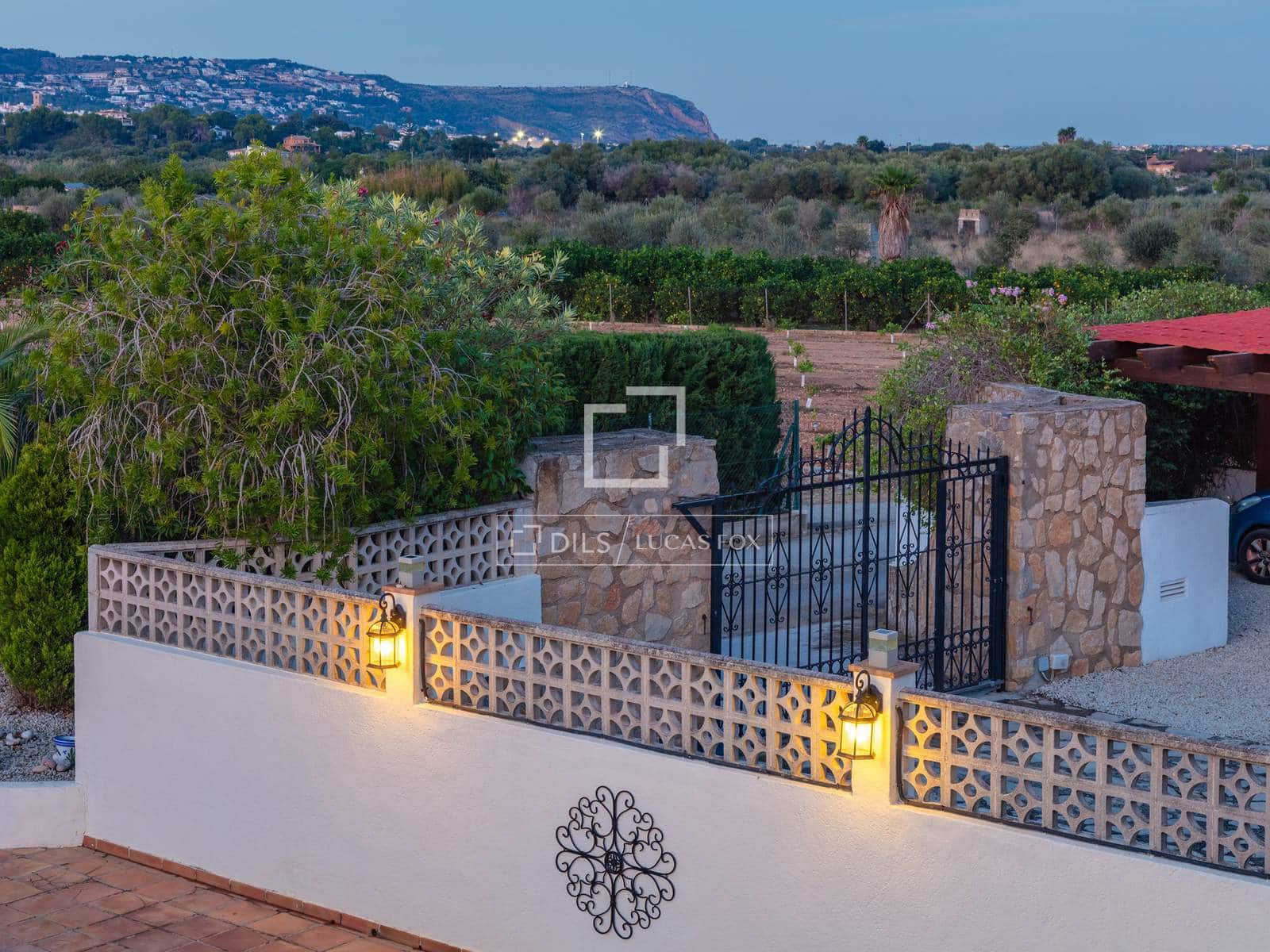6 sypialnia Willa na sprzedaż w Javea / Xabia z basenem garażem - 965 000 € (Ref: 9650259)
