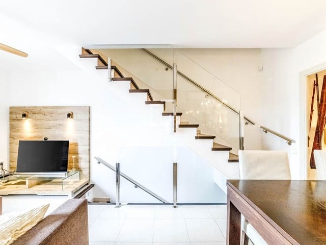 3 bedroom Penthouse for sale in Sitges - € 790,000 (Ref: 9650260)