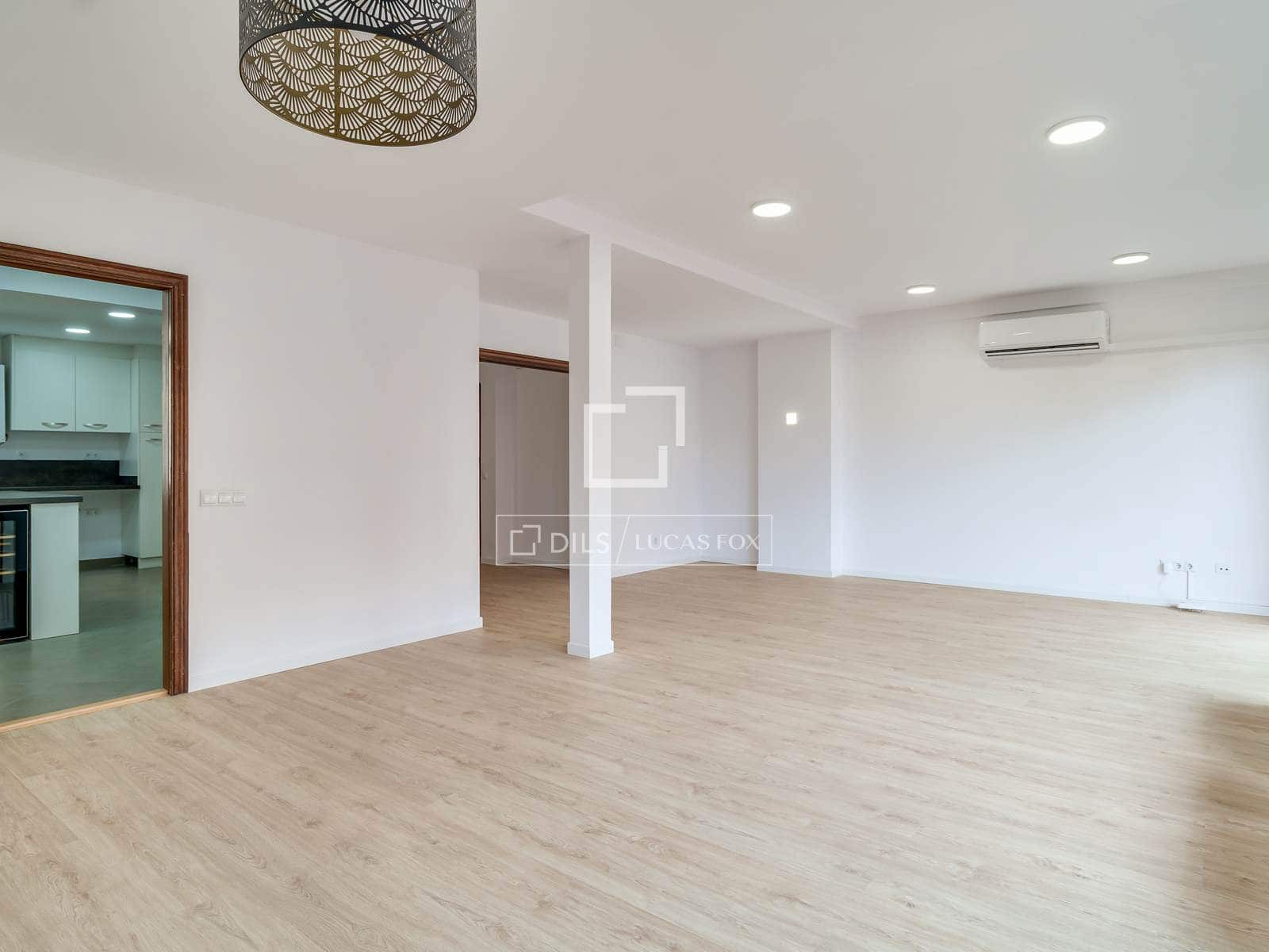 4 quarto Apartamento para arrendar em Barcelona cidade com garagem - 4 000 € (Ref: 9650406)