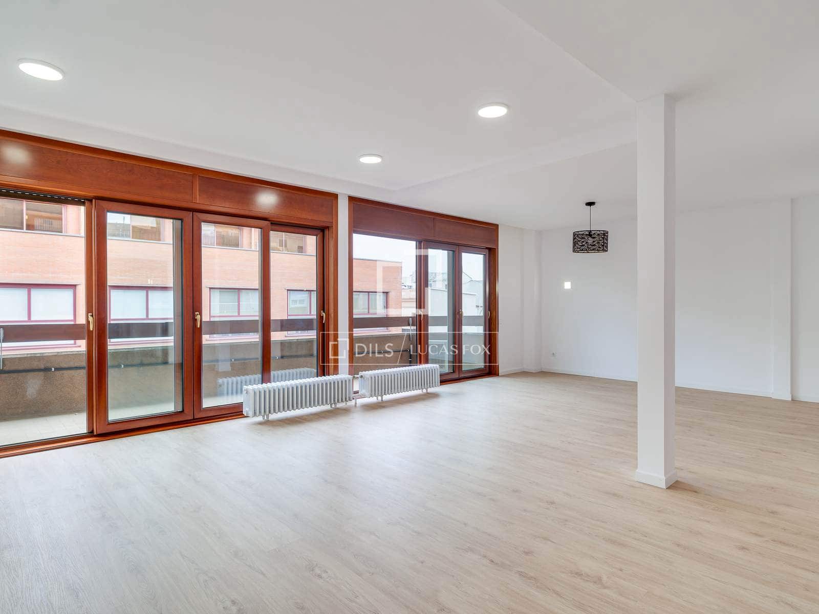4 quarto Apartamento para arrendar em Barcelona cidade com garagem - 4 000 € (Ref: 9650406)