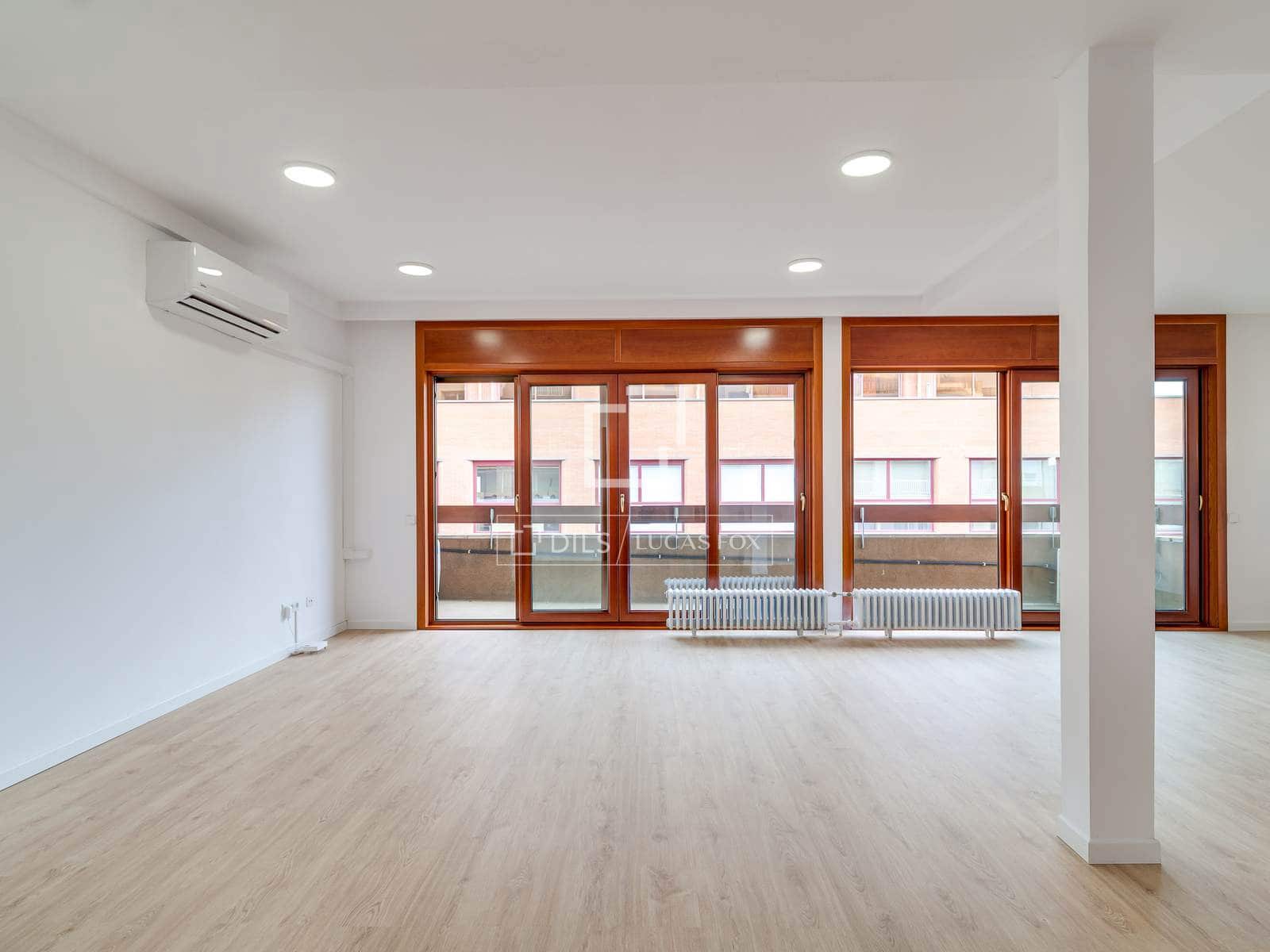 4 quarto Apartamento para arrendar em Barcelona cidade com garagem - 4 000 € (Ref: 9650406)