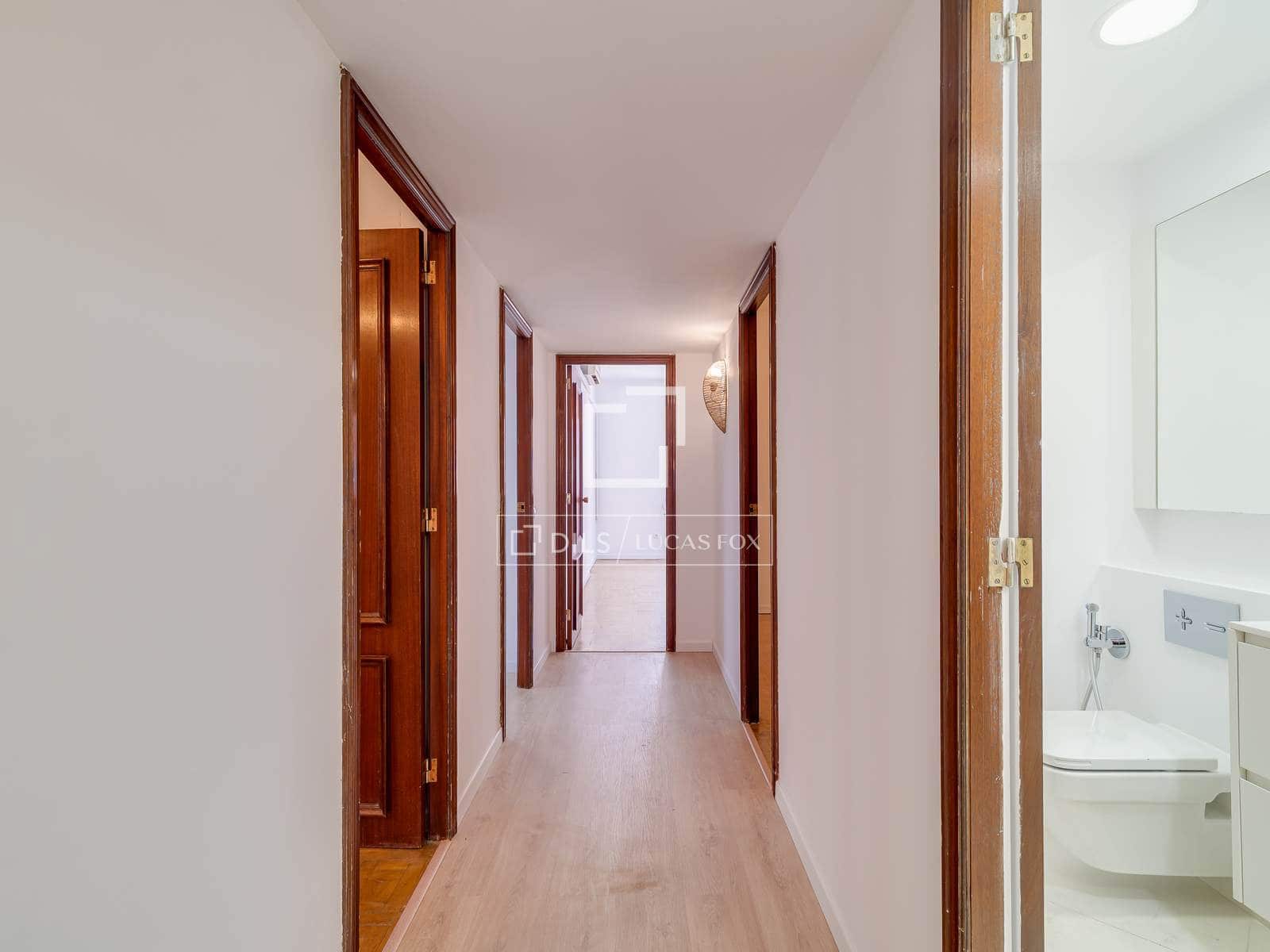 4 quarto Apartamento para arrendar em Barcelona cidade com garagem - 4 000 € (Ref: 9650406)