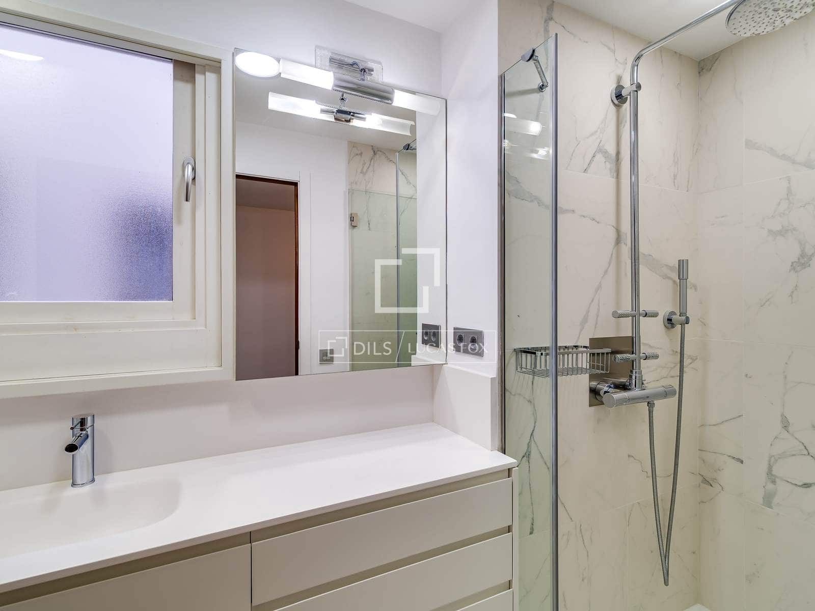 4 quarto Apartamento para arrendar em Barcelona cidade com garagem - 4 000 € (Ref: 9650406)