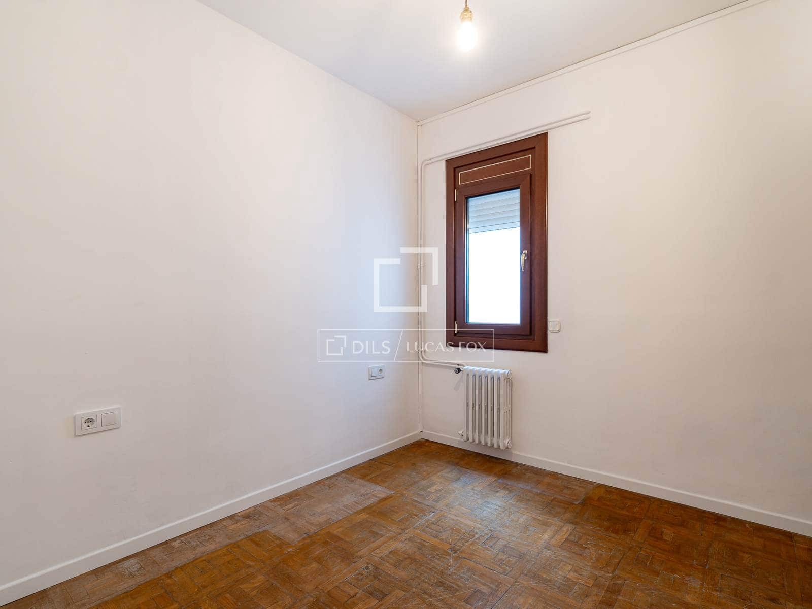 4 quarto Apartamento para arrendar em Barcelona cidade com garagem - 4 000 € (Ref: 9650406)