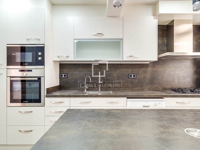 4 quarto Apartamento para arrendar em Barcelona cidade com garagem - 4 000 € (Ref: 9650406)