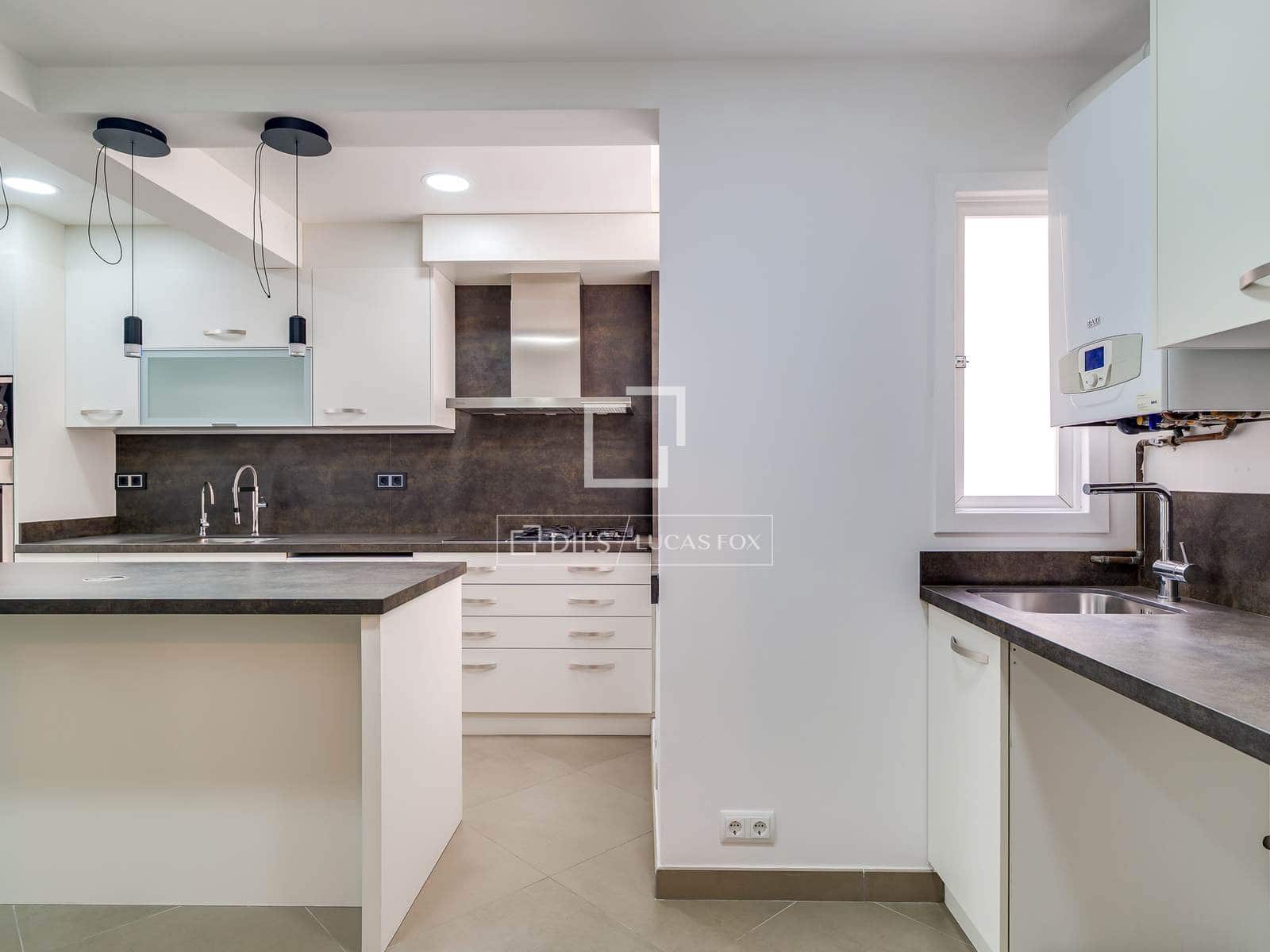 4 quarto Apartamento para arrendar em Barcelona cidade com garagem - 4 000 € (Ref: 9650406)