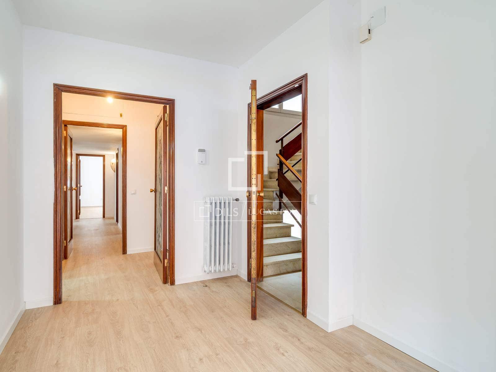 4 quarto Apartamento para arrendar em Barcelona cidade com garagem - 4 000 € (Ref: 9650406)