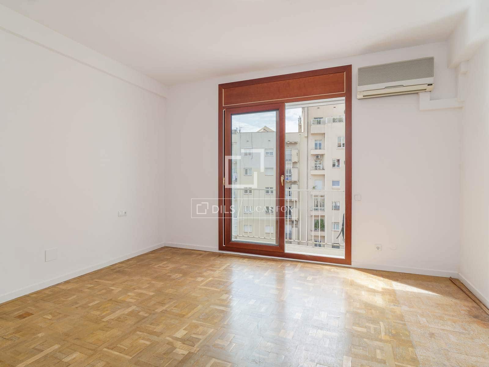 4 quarto Apartamento para arrendar em Barcelona cidade com garagem - 4 000 € (Ref: 9650406)
