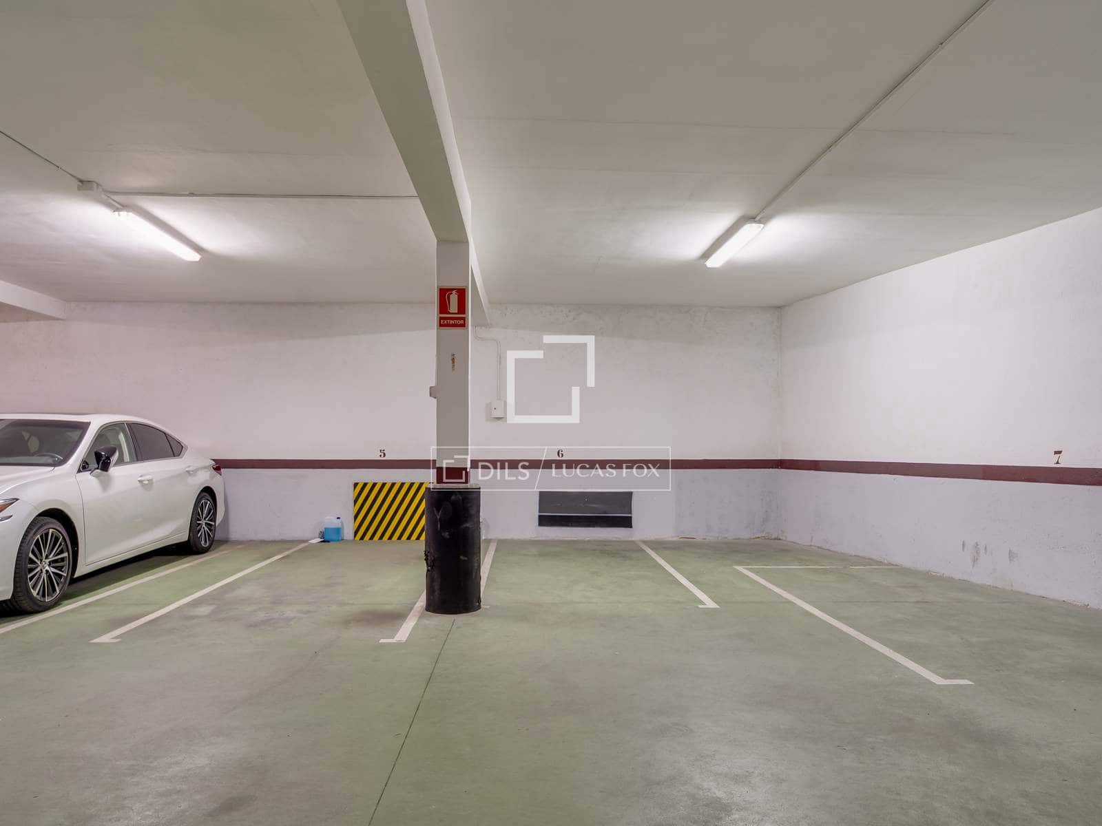 4 quarto Apartamento para arrendar em Barcelona cidade com garagem - 4 000 € (Ref: 9650406)