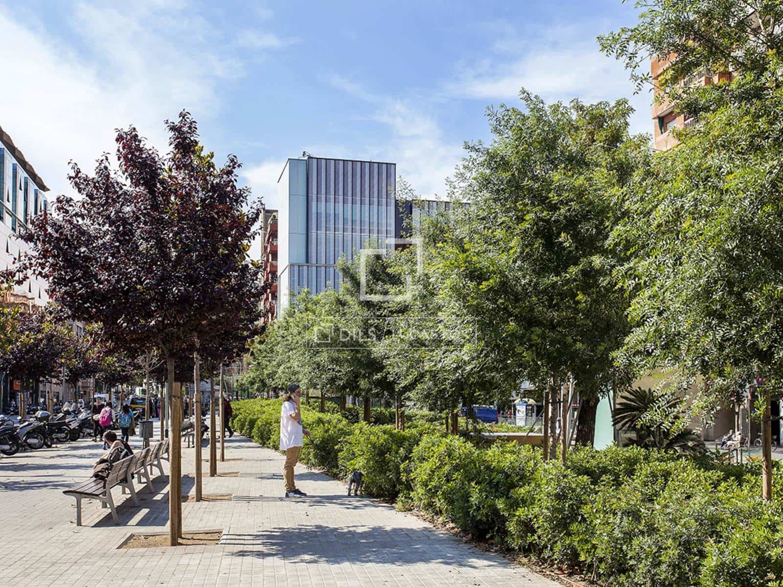 4 quarto Apartamento para arrendar em Barcelona cidade com garagem - 4 000 € (Ref: 9650406)