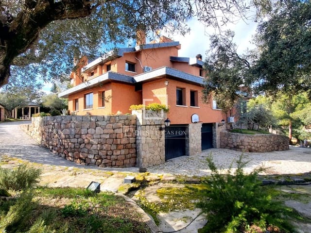 5 Zimmer Villa zu verkaufen in San Sebastián de los Reyes mit Pool Garage - 1.700.000 € (Ref: 9650408)