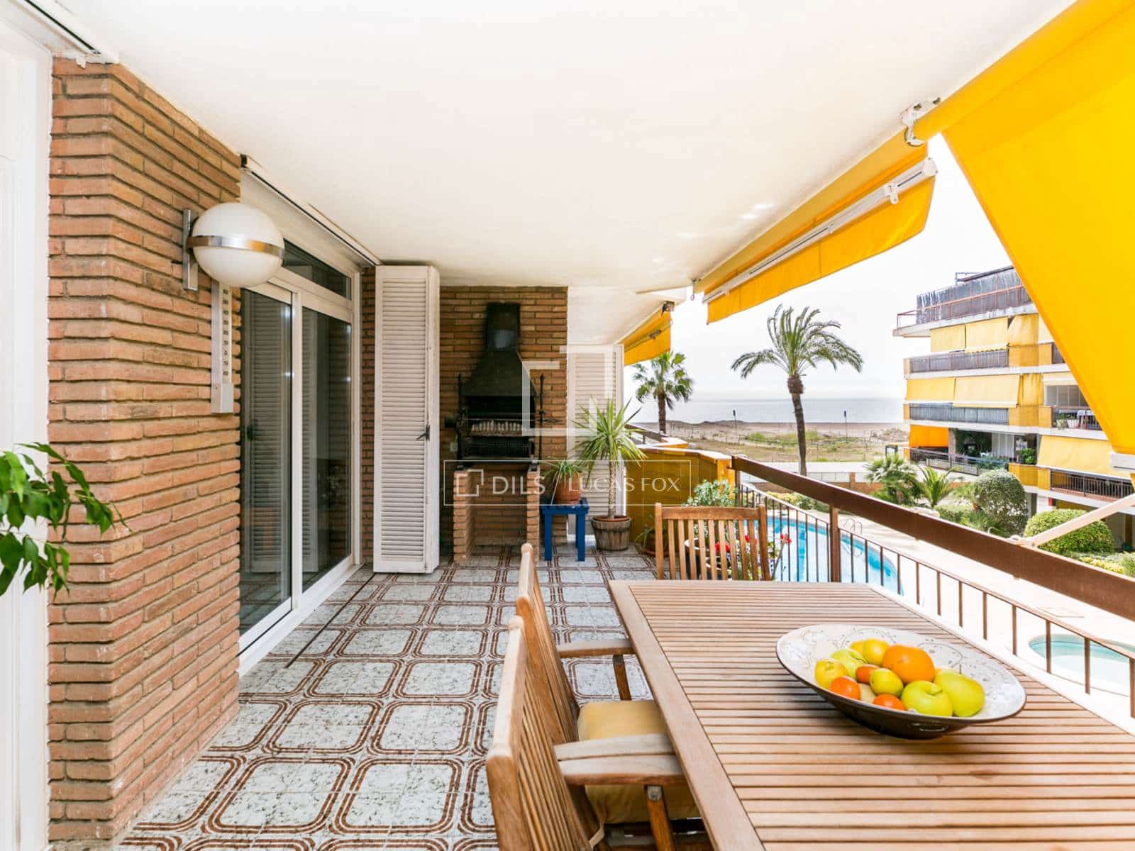 2 bedroom Apartment for sale in Castelldefels with pool garage - € 618,000 (Ref: 9650788)
