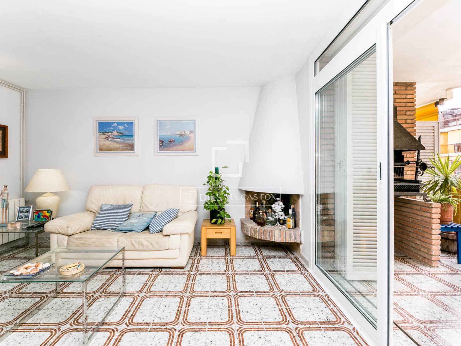 2 bedroom Apartment for sale in Castelldefels with pool garage - € 618,000 (Ref: 9650788)