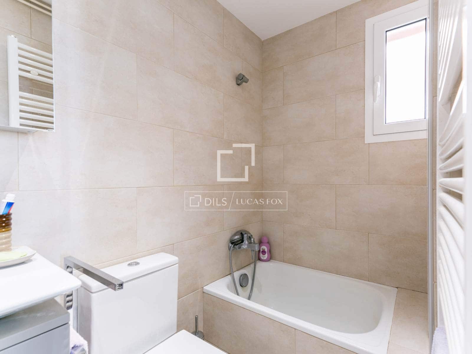 2 bedroom Apartment for sale in Castelldefels with pool garage - € 618,000 (Ref: 9650788)