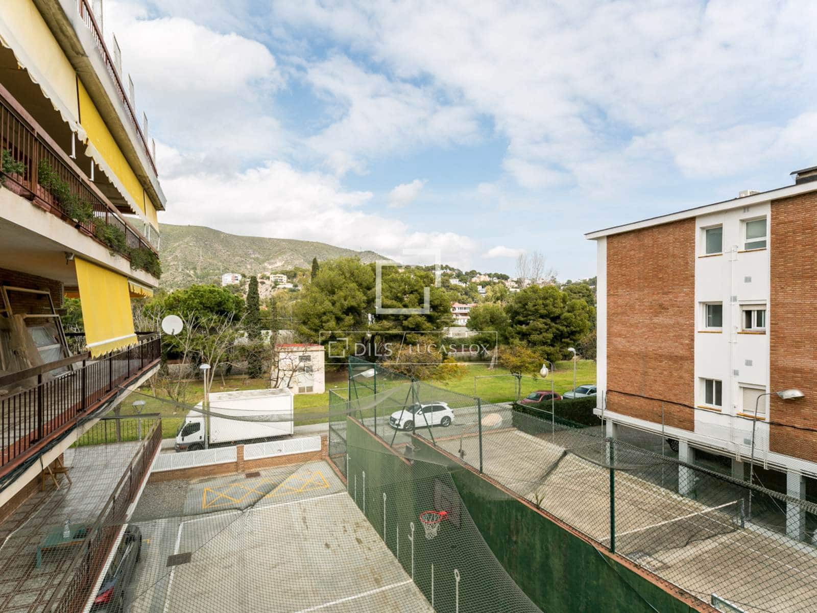 2 bedroom Apartment for sale in Castelldefels with pool garage - € 618,000 (Ref: 9650788)