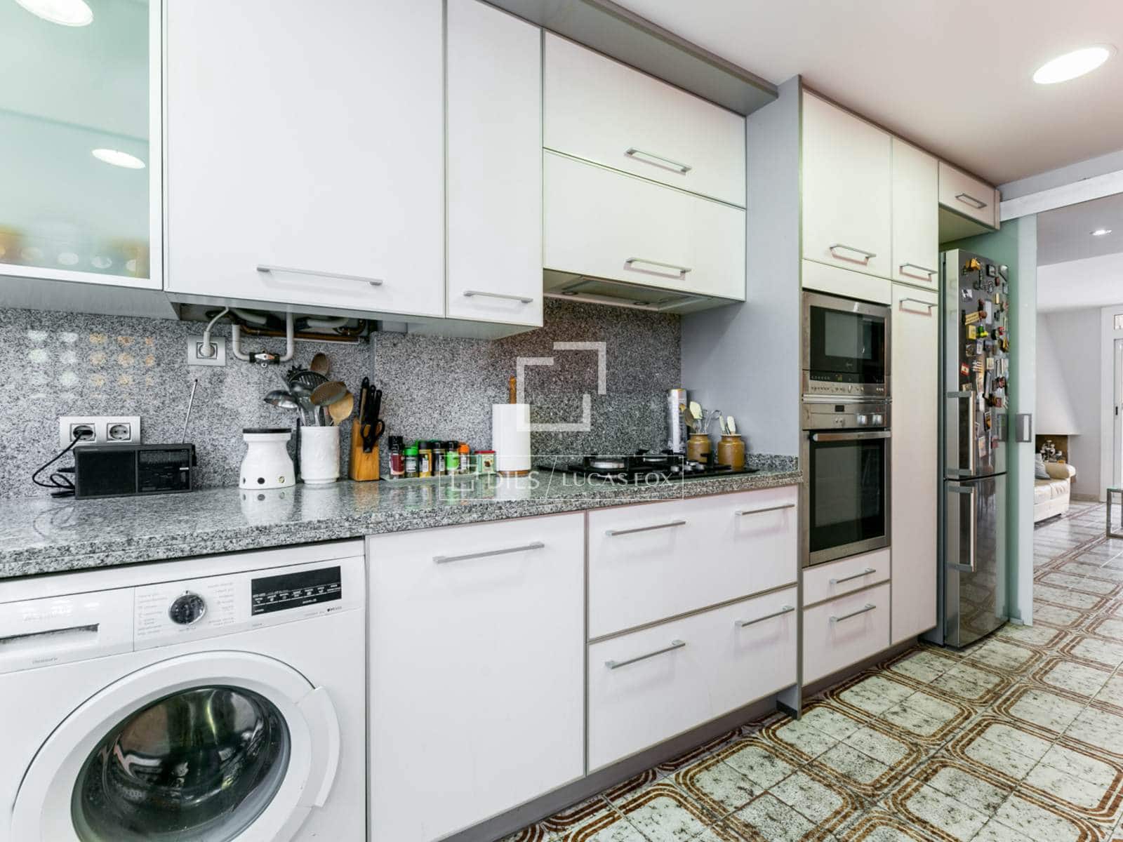 2 bedroom Apartment for sale in Castelldefels with pool garage - € 618,000 (Ref: 9650788)