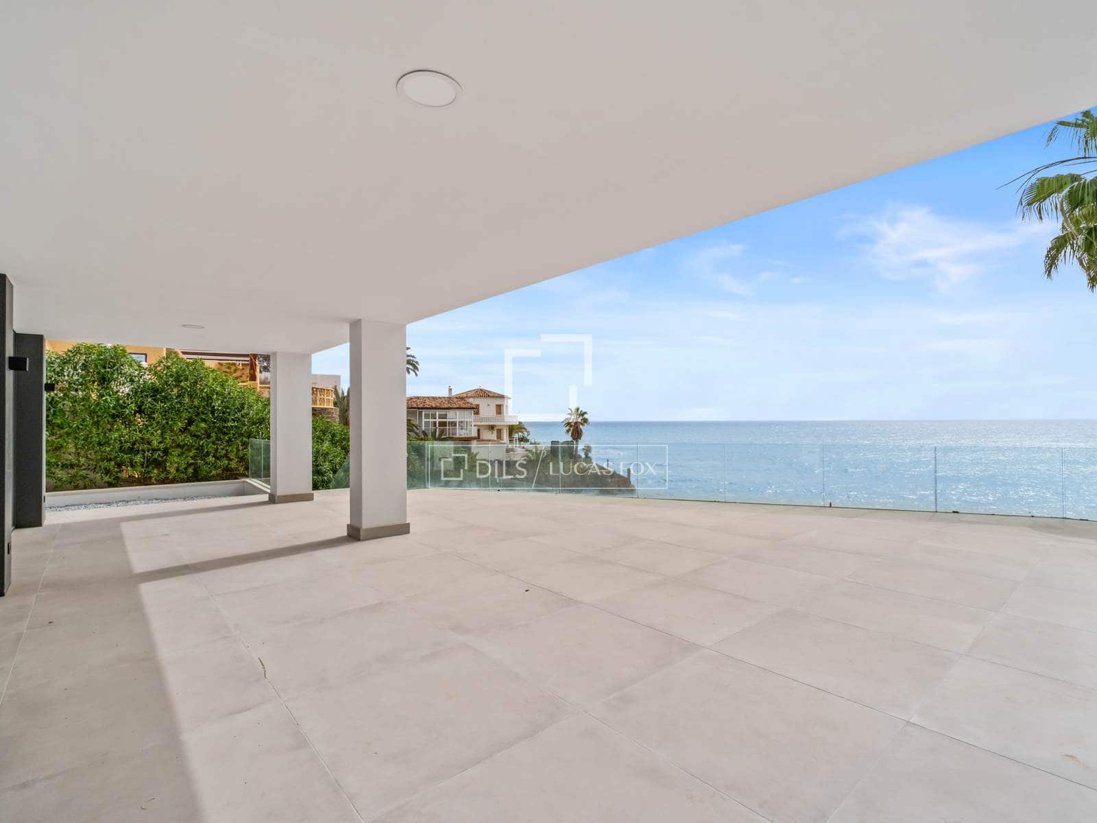 5 bedroom Villa for sale in El Campello with pool - € 2,700,000 (Ref: 9650789)