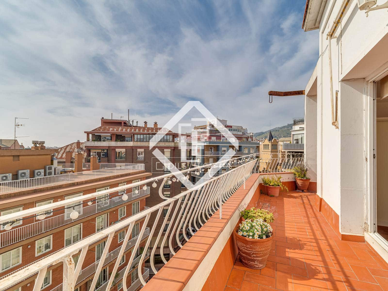 4 soveværelse Penthouse til salg i Barcelona by - € 795.000 (Ref: 9650790)