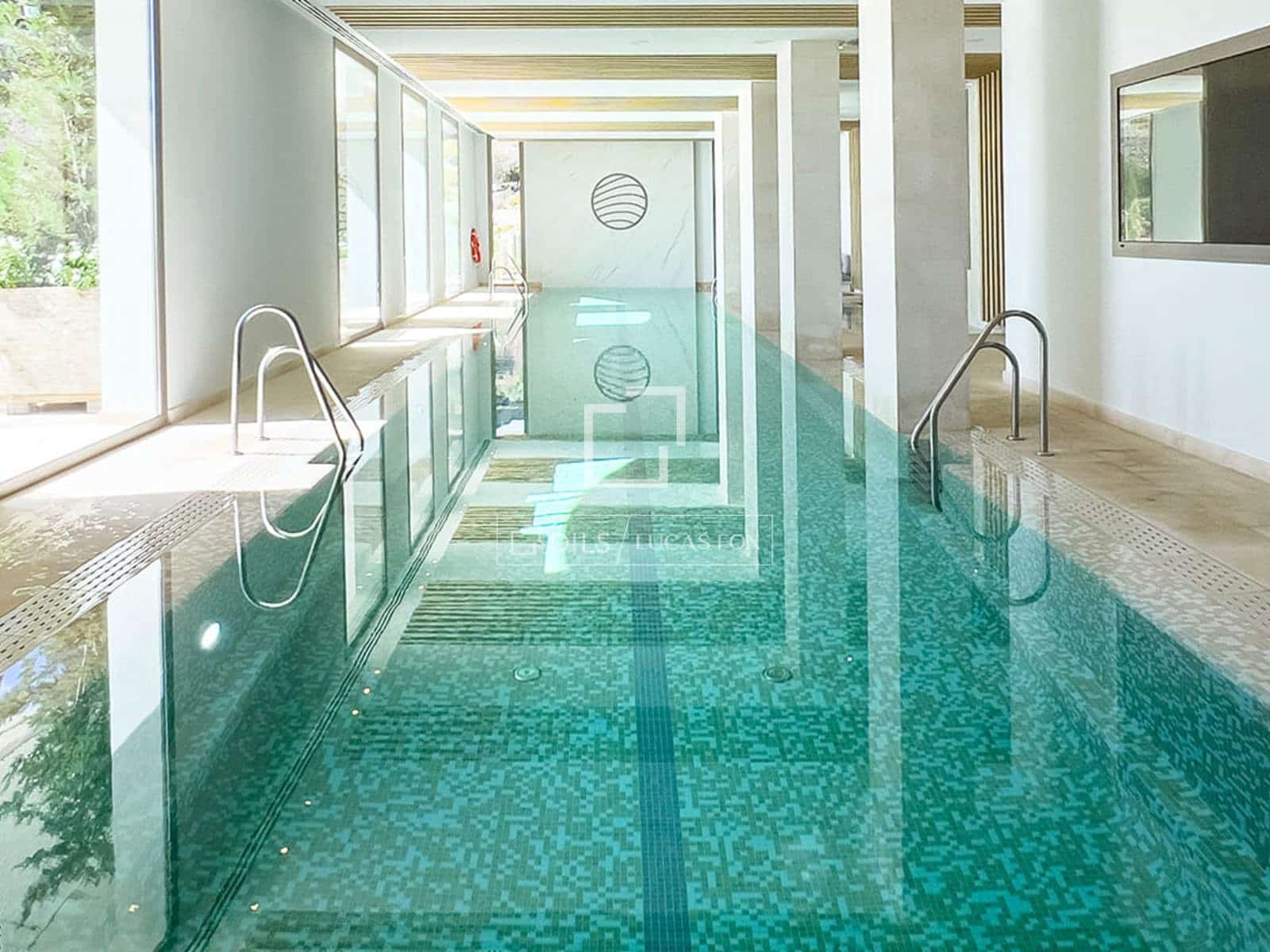 3 quarto Apartamento para venda em Benahavis com piscina garagem - 1 795 000 € (Ref: 9651035)