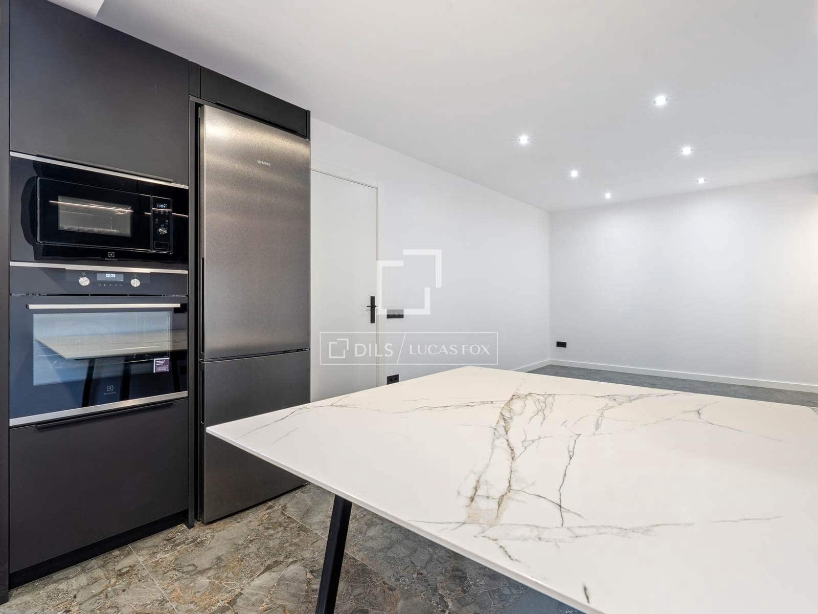 Apartamento de 3 habitaciones en Tarragona ciudad en venta con garaje - 315.000 € (Ref: 9653165)