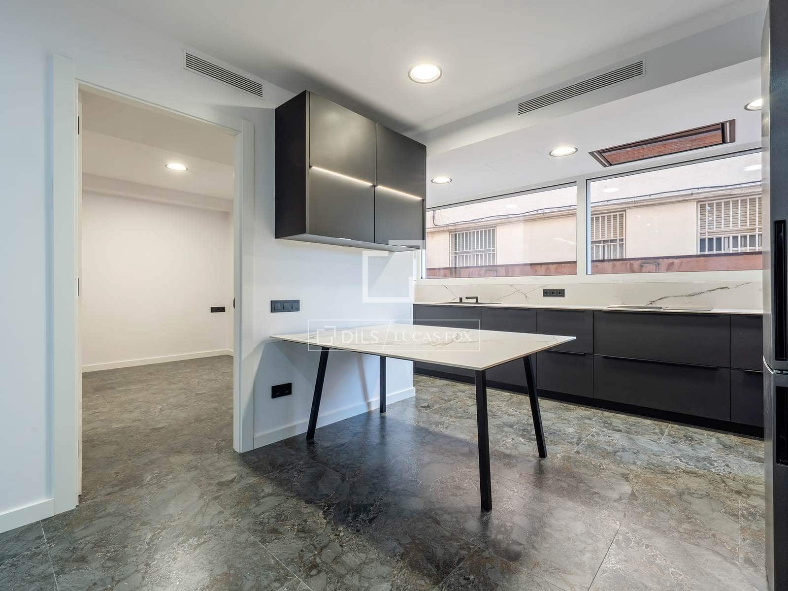 Apartamento de 3 habitaciones en Tarragona ciudad en venta con garaje - 315.000 € (Ref: 9653165)