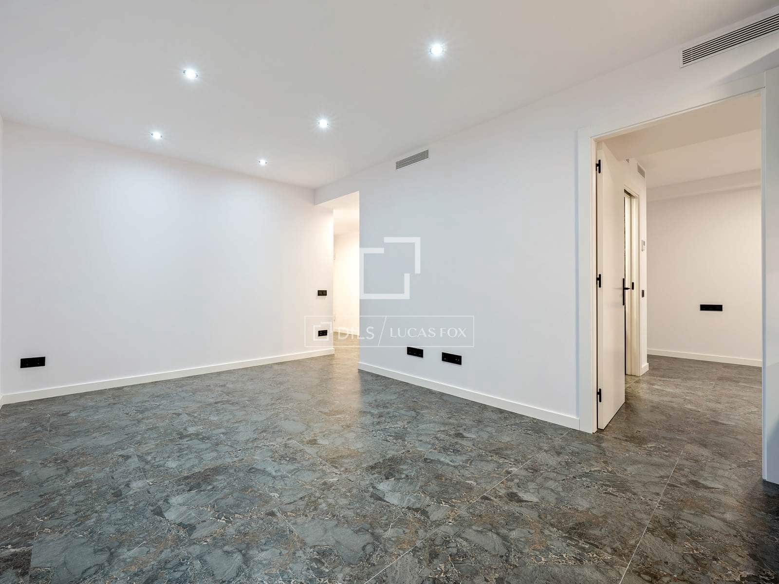 Apartamento de 3 habitaciones en Tarragona ciudad en venta con garaje - 315.000 € (Ref: 9653165)