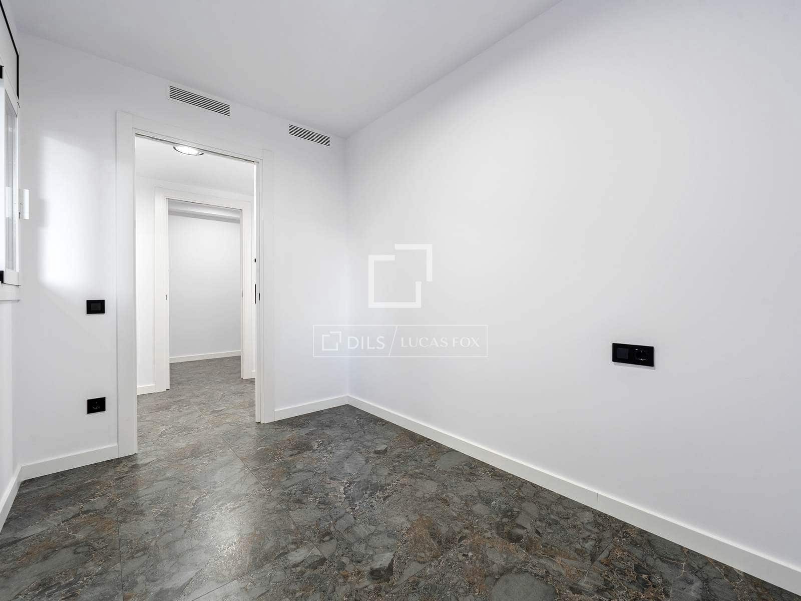 Apartamento de 3 habitaciones en Tarragona ciudad en venta con garaje - 315.000 € (Ref: 9653165)