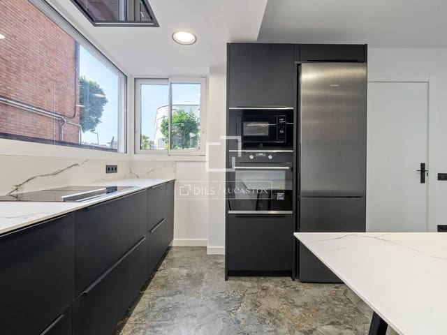 Apartamento de 3 habitaciones en Tarragona ciudad en venta con garaje - 315.000 € (Ref: 9653165)