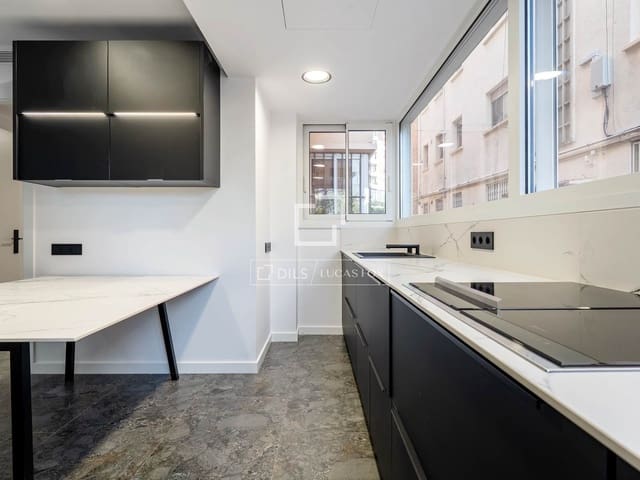 Apartamento de 3 habitaciones en Tarragona ciudad en venta con garaje - 315.000 € (Ref: 9653165)