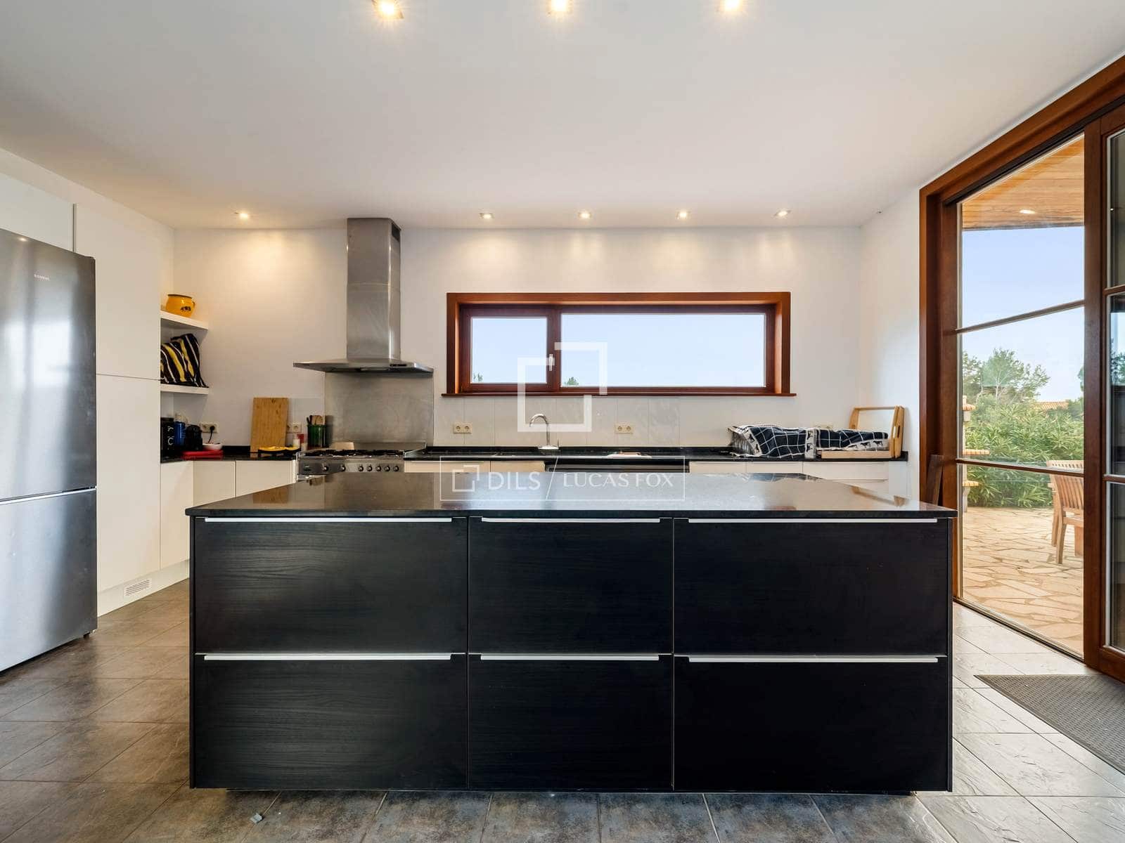 5 slaapkamer Villa te koop in L'Ametlla de Mar met zwembad garage - € 810.000 (Ref: 9653168)