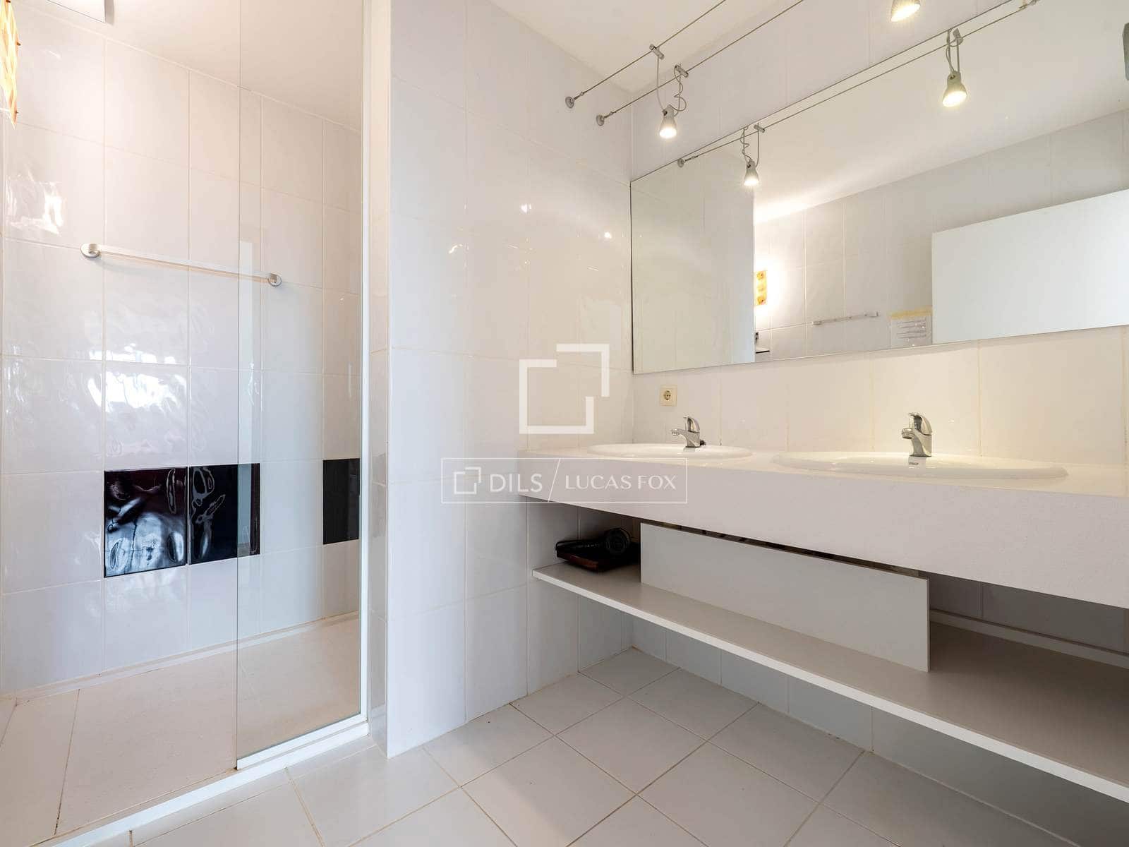 5 slaapkamer Villa te koop in L'Ametlla de Mar met zwembad garage - € 810.000 (Ref: 9653168)