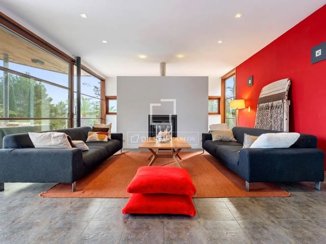 5 slaapkamer Villa te koop in L'Ametlla de Mar met zwembad garage - € 810.000 (Ref: 9653168)