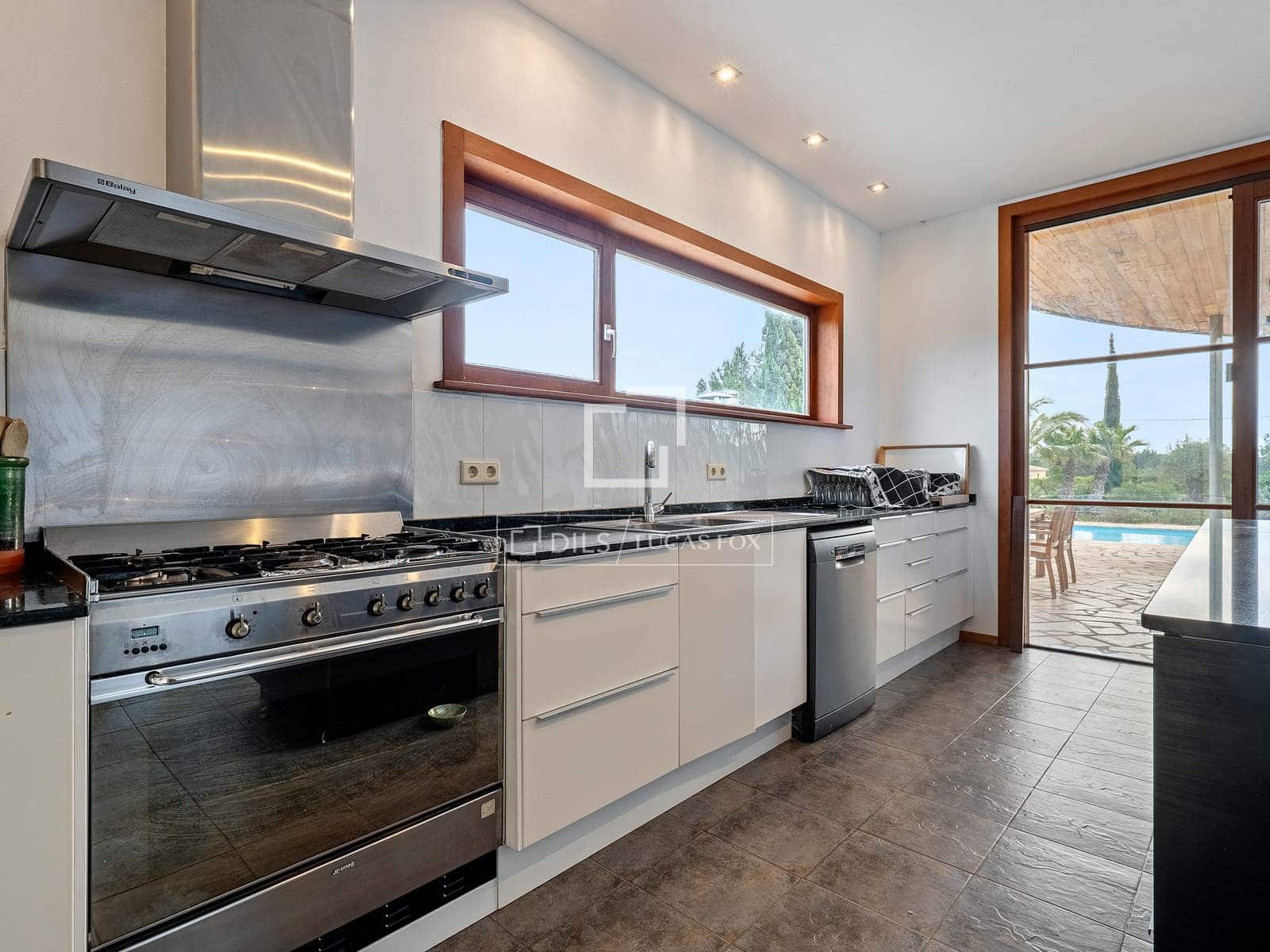 5 slaapkamer Villa te koop in L'Ametlla de Mar met zwembad garage - € 810.000 (Ref: 9653168)