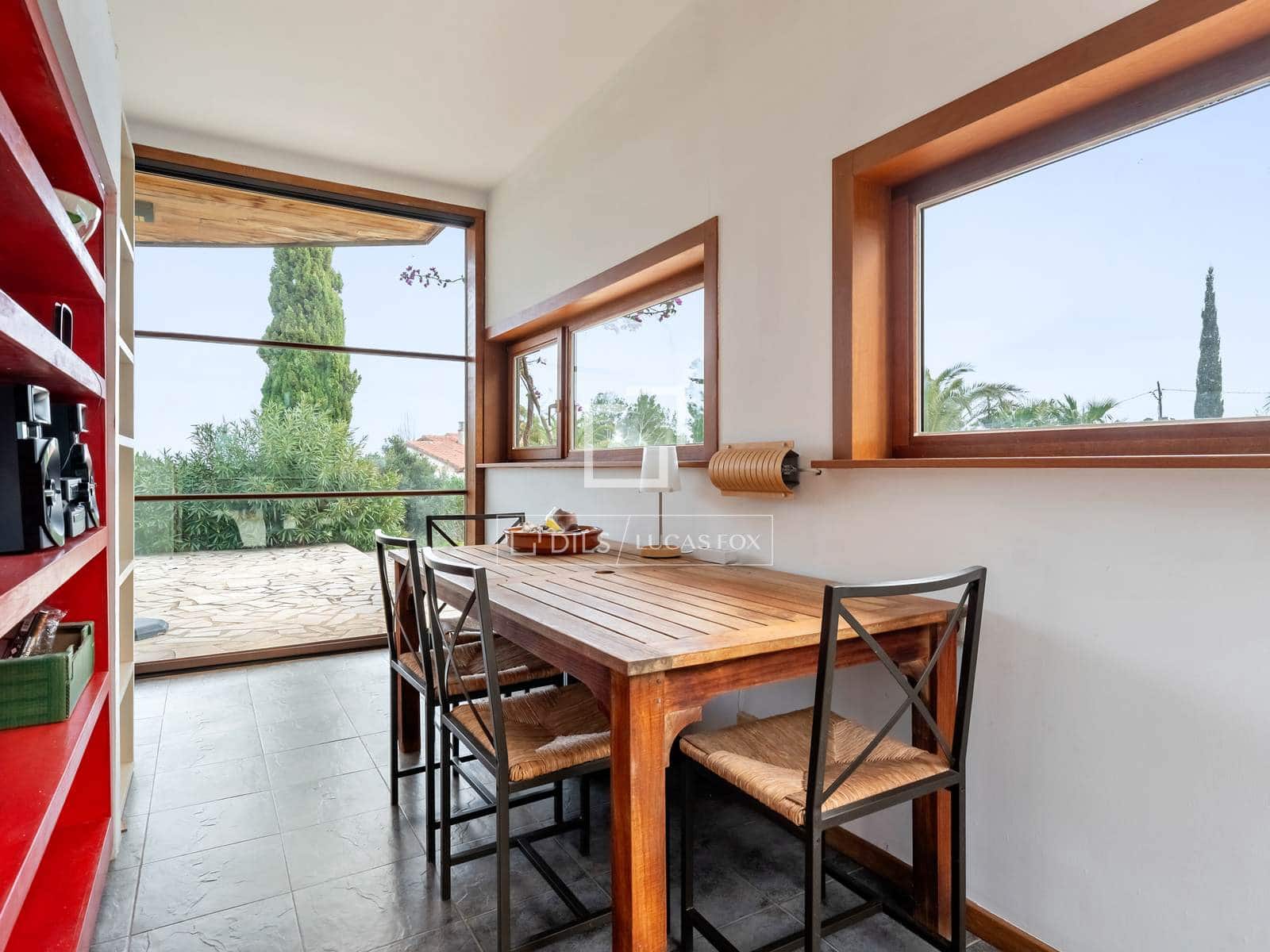 5 slaapkamer Villa te koop in L'Ametlla de Mar met zwembad garage - € 810.000 (Ref: 9653168)