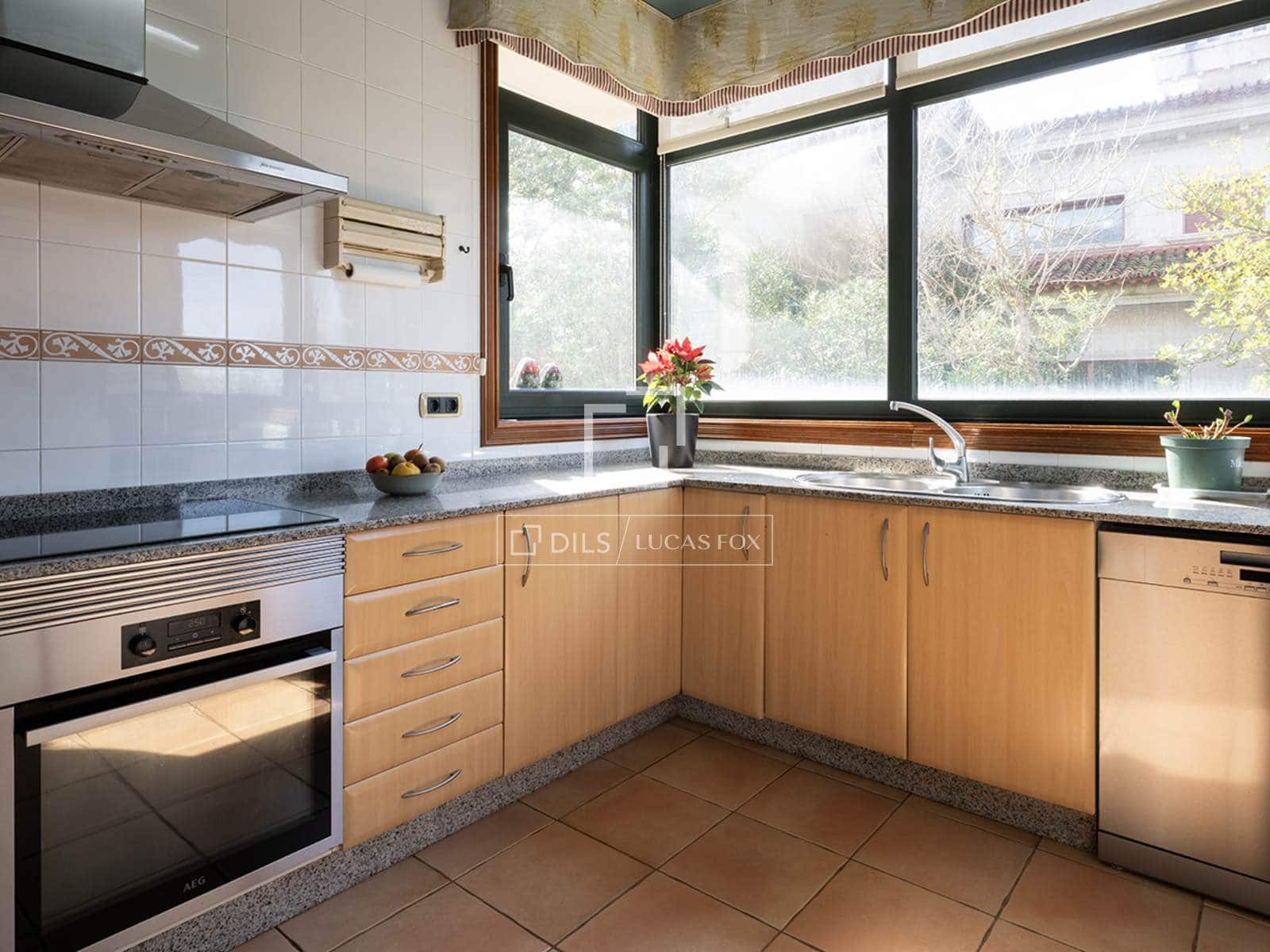 7 soverom Villa til salgs i Vigo med svømmebasseng garasje - € 2 000 000 (Ref: 9654127)