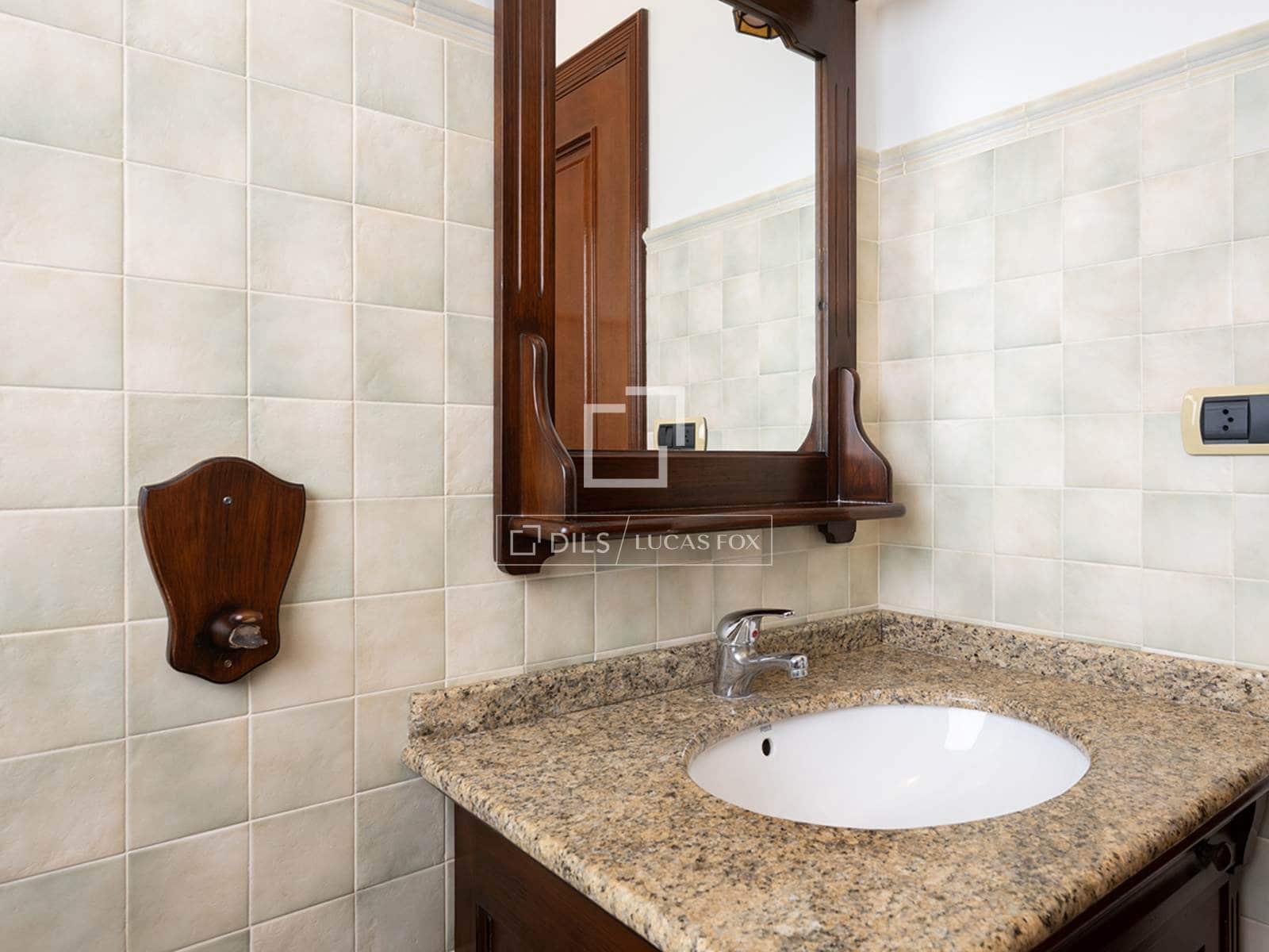 7 soverom Villa til salgs i Vigo med svømmebasseng garasje - € 2 000 000 (Ref: 9654127)