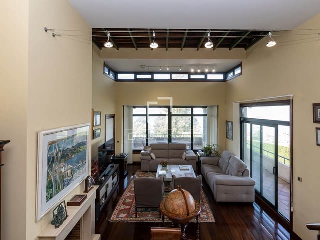 7 soverom Villa til salgs i Vigo med svømmebasseng garasje - € 2 000 000 (Ref: 9654127)