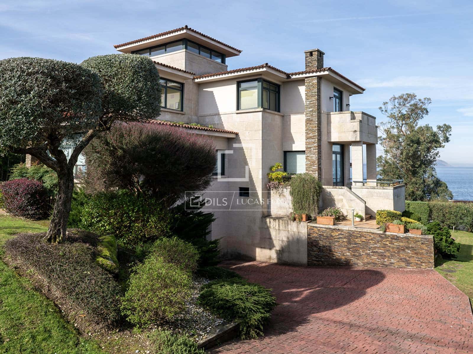 7 soverom Villa til salgs i Vigo med svømmebasseng garasje - € 2 000 000 (Ref: 9654127)