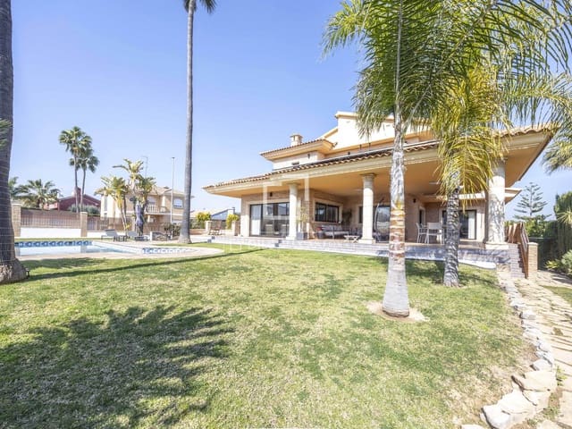 6 quarto Moradia para arrendar em San Antonio de Benagéber com piscina garagem - 7 000 € (Ref: 9654129)