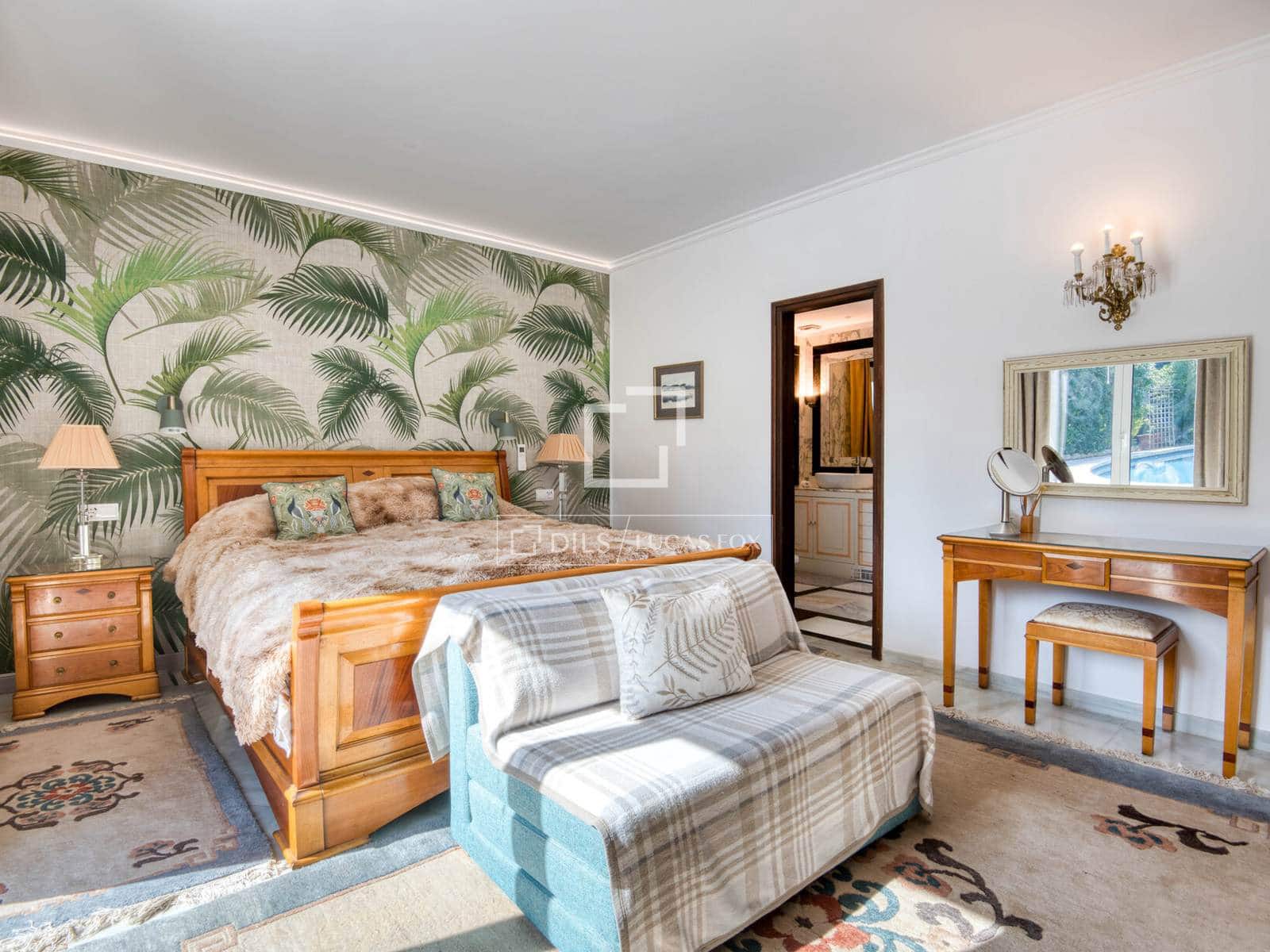 5 bedroom Villa for sale in Santa Cristina d'Aro with pool garage - € 1,175,000 (Ref: 9654289)