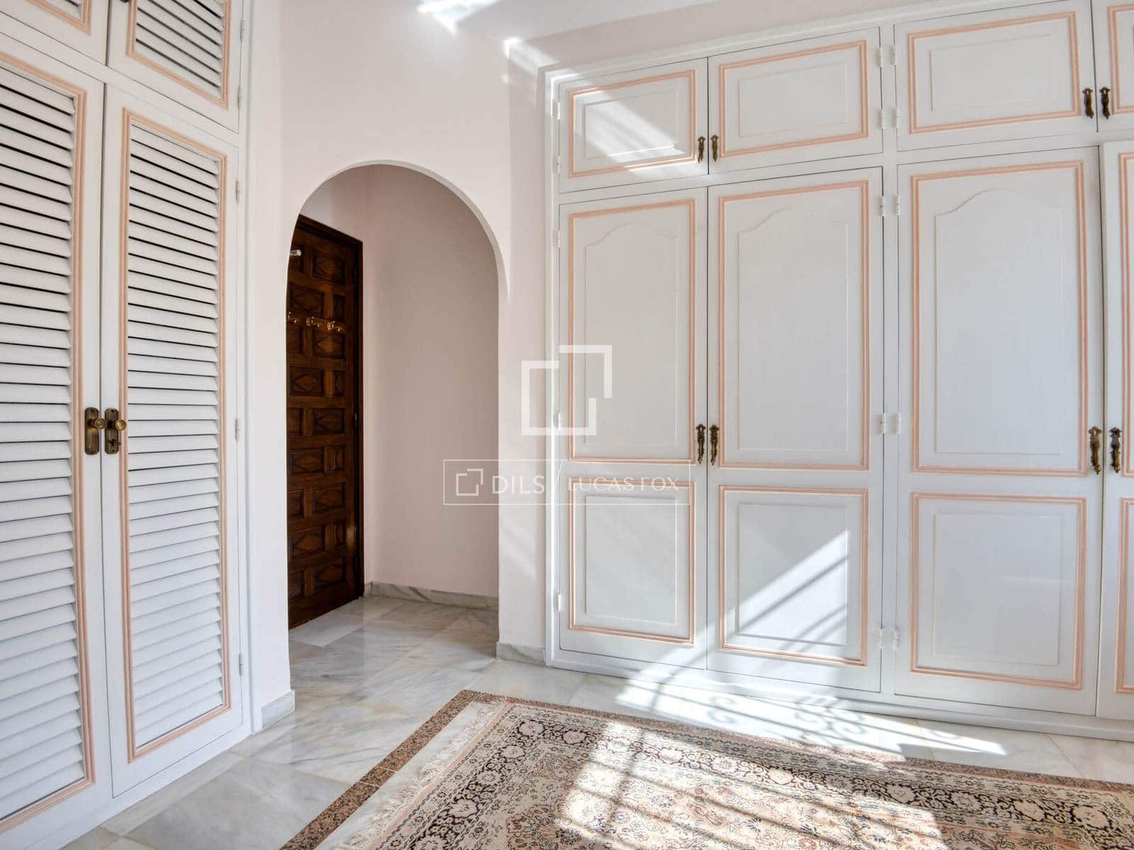 5 bedroom Villa for sale in Santa Cristina d'Aro with pool garage - € 1,175,000 (Ref: 9654289)