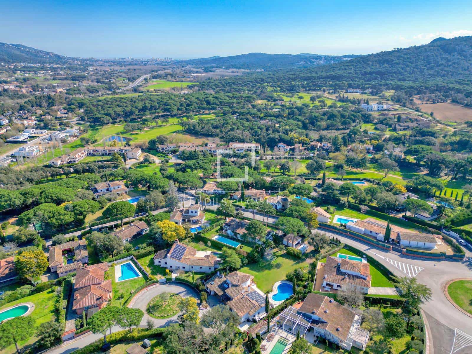 5 bedroom Villa for sale in Santa Cristina d'Aro with pool garage - € 1,175,000 (Ref: 9654289)