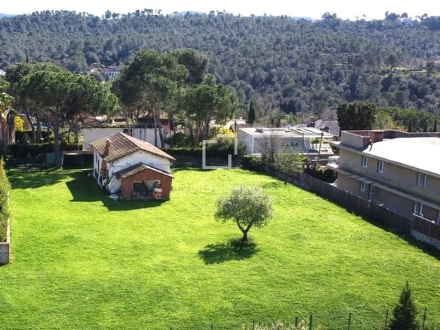 Terrain à Bâtir à vendre à Valldoreix, Sant Cugat del Vallès - 1 575 000 € (Ref: 9654446)