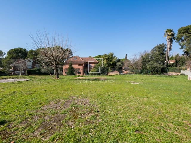 Terrain à Bâtir à vendre à Valldoreix, Sant Cugat del Vallès - 1 575 000 € (Ref: 9654446)